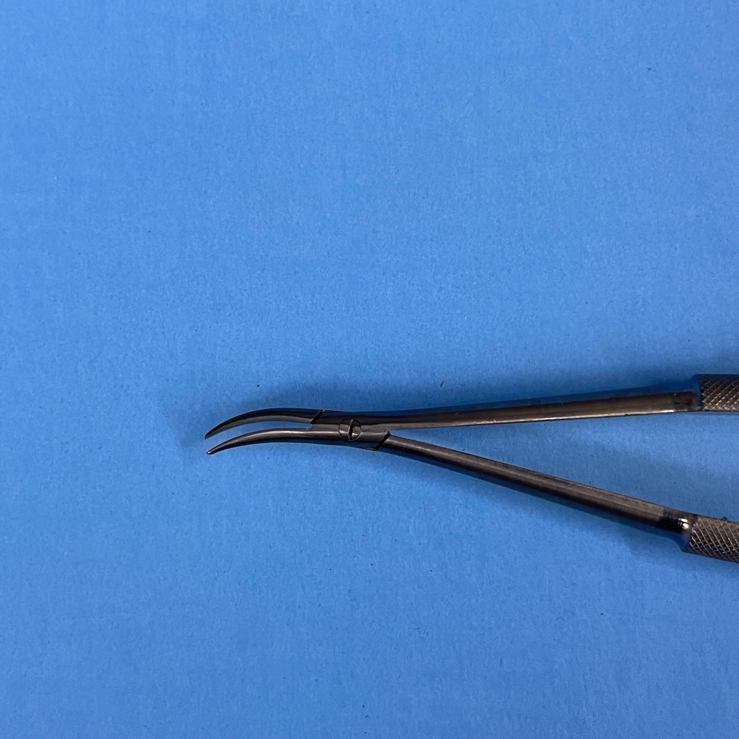 Weck England 4042 Micro Needle Holder Titanium (Used) - Weck -Angelus Medical