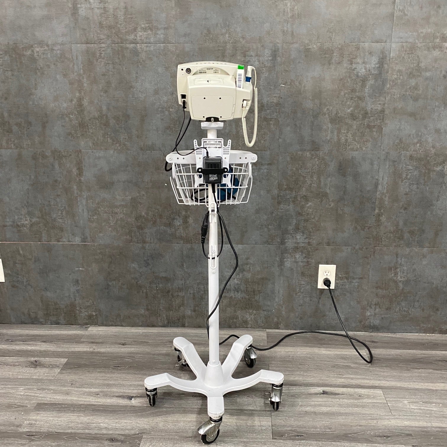 Welch Allyn 300 Series Patient Monitor - Welch Allyn -Angelus Medical