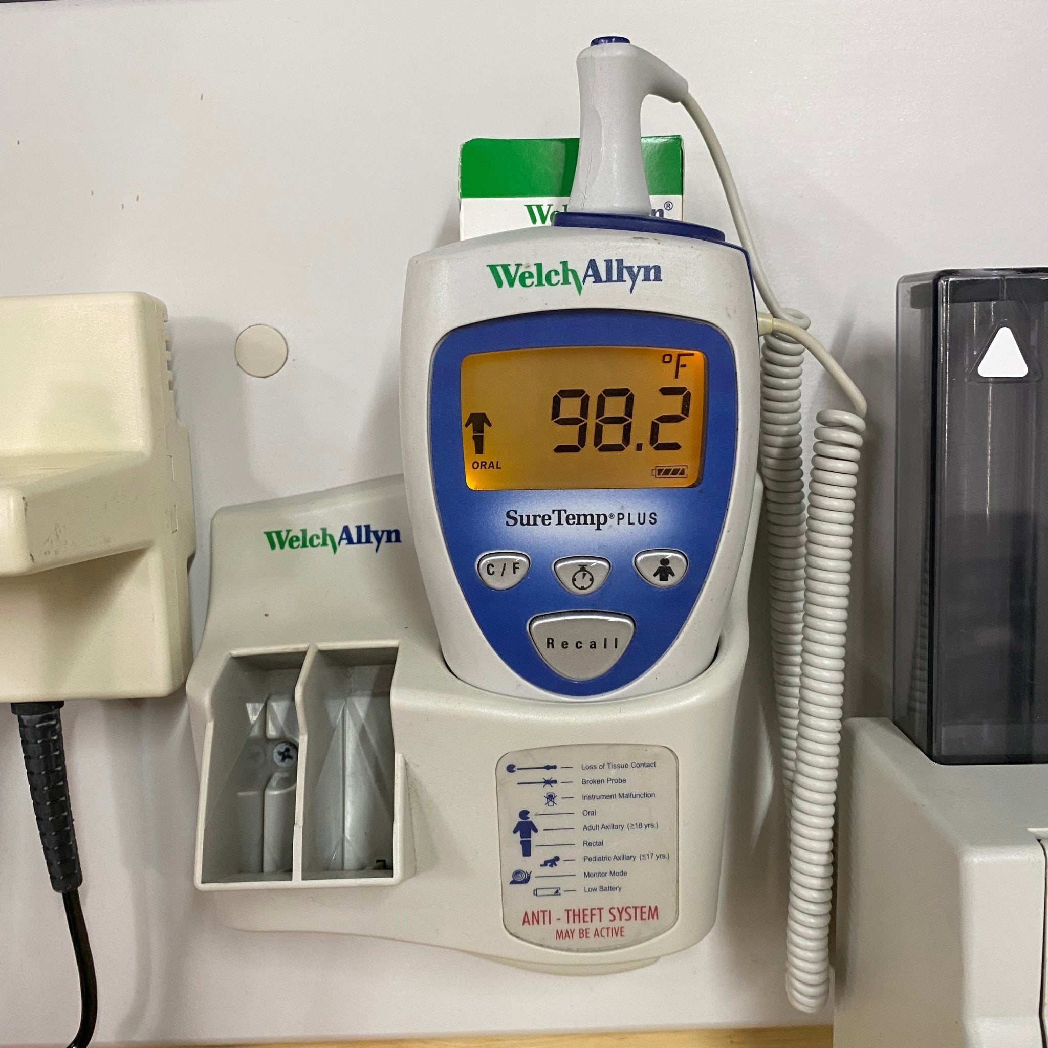 Welch Allyn 767 Integrated Diagnostic System - – Angelus Medical