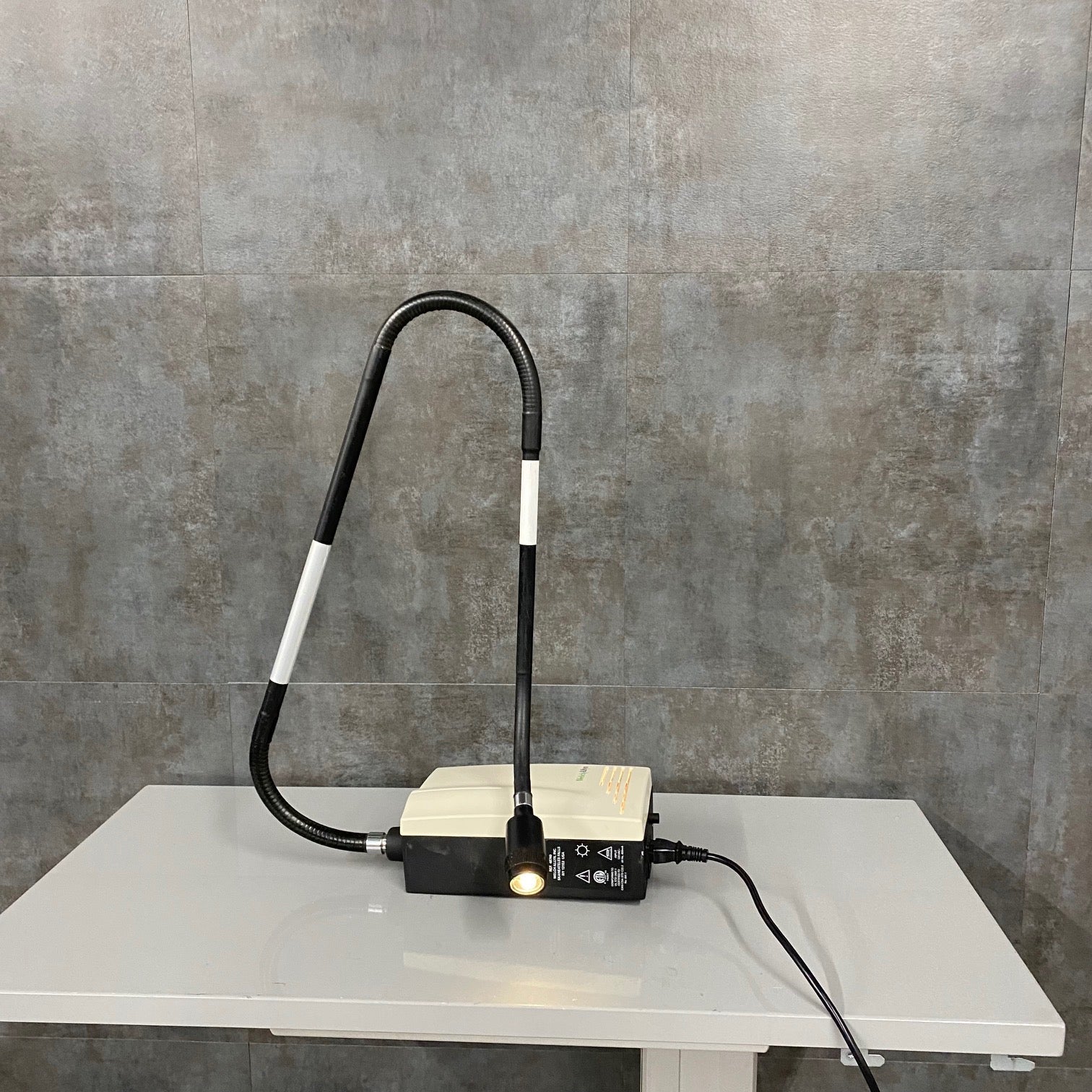 Welch Allyn Fiber Optic Exam Light - Welch Allyn -Angelus Medical