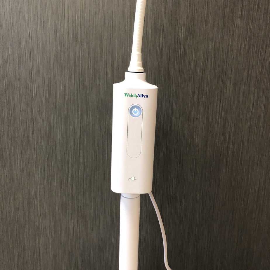 Welch Allyn GS 300 Exam Light with Mobile Stand | Buy Near Me Los