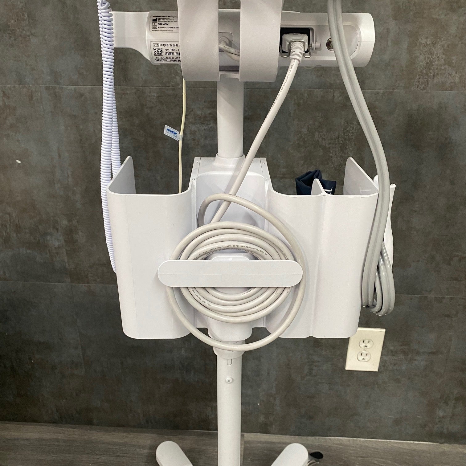 Welch Allyn HillRom Connex vital Monitor -Angelus Medical