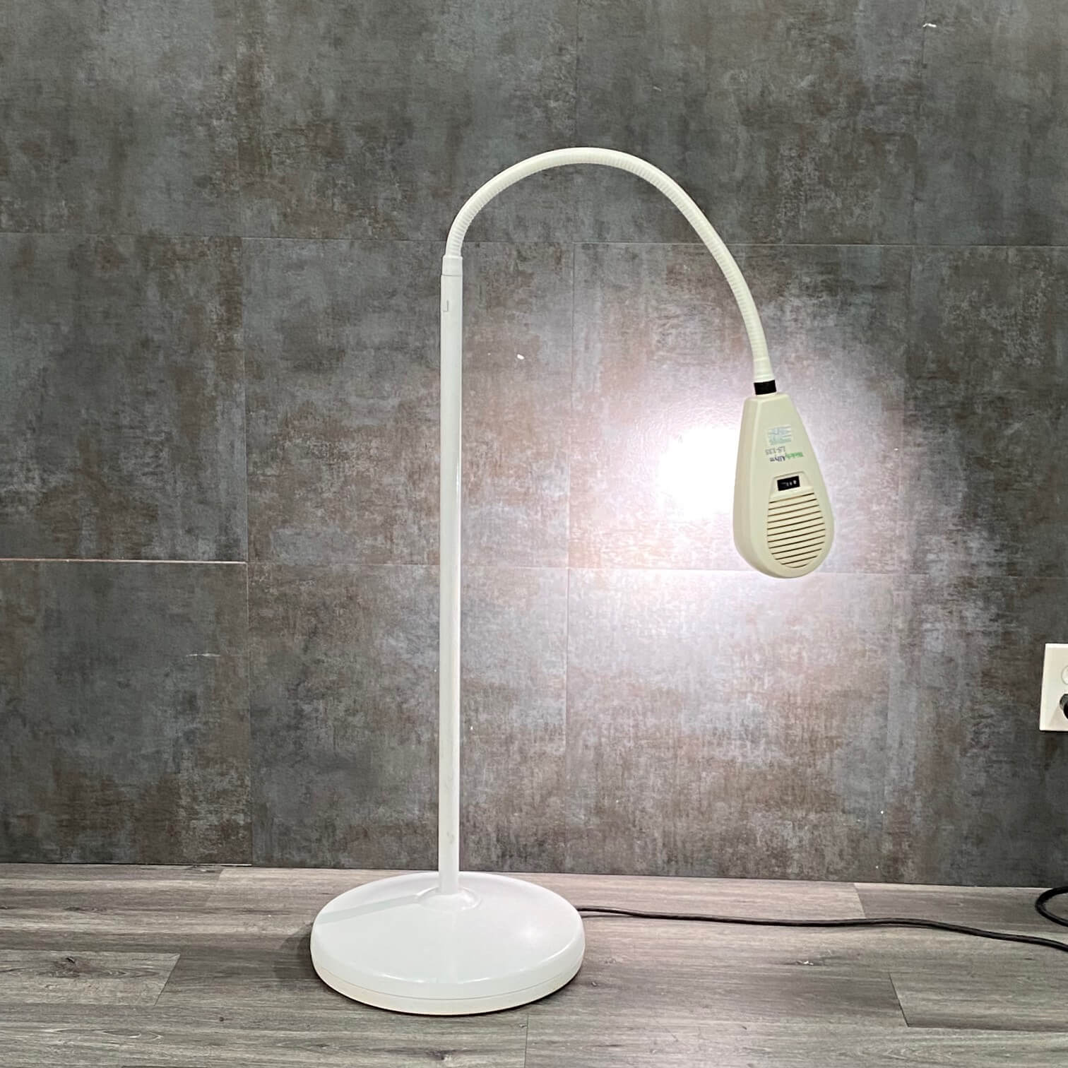 Refurbished Medical Lighting Southern California - Welch Ally Light in Gardena CA