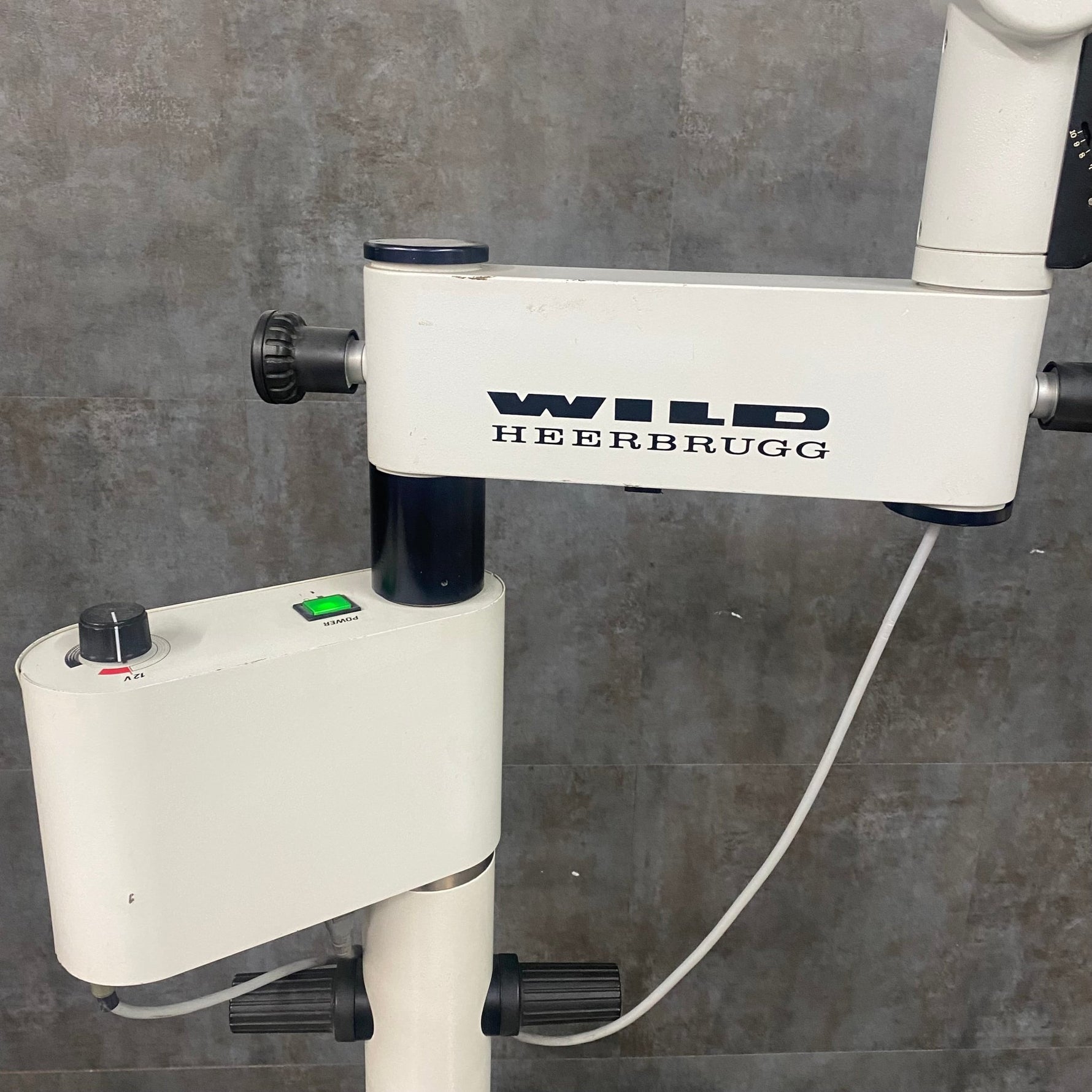 Wild Heerbrugg ENT/Dental Surgical Microscope - Leica -Angelus Medical