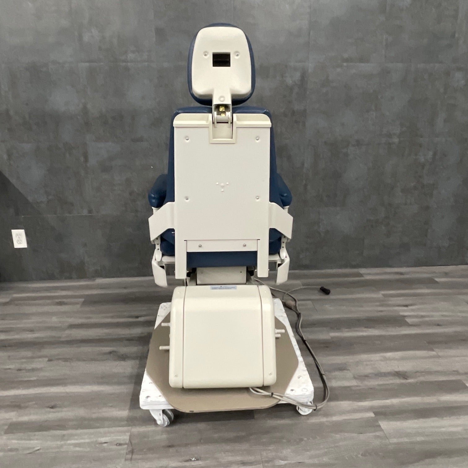 Woodlyn Optical ENT Procedure Chair - Woodlyn -Angelus Medical