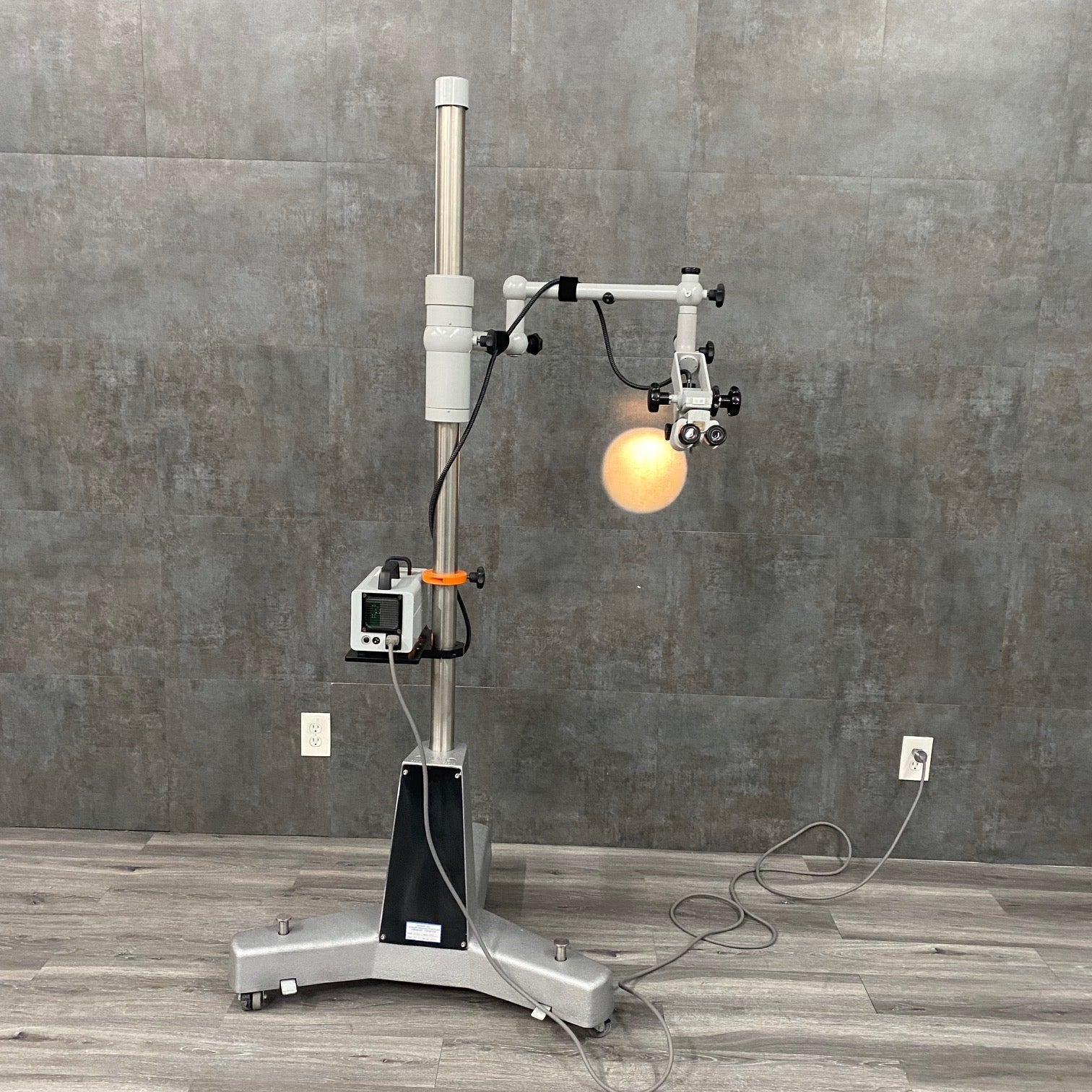 Zeiss OPMI IFC Surgical Microscope (Used) - ZEISS -Angelus Medical